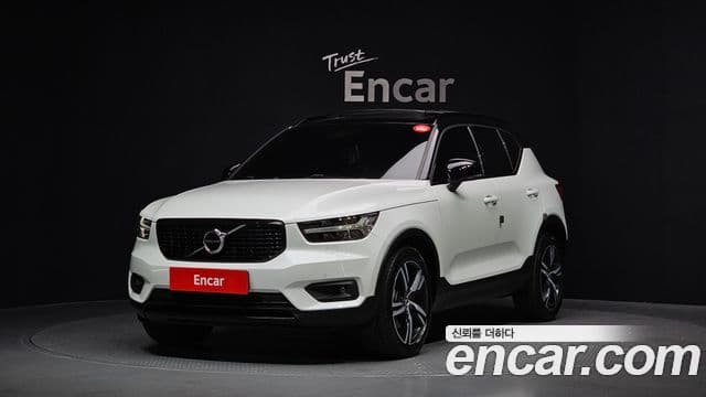 Volvo XC40 1