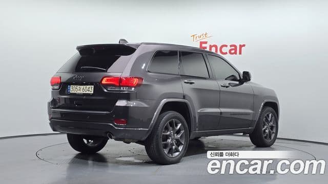 Jeep Grand Cherokee 2