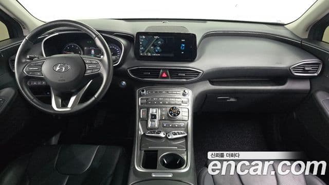 Hyundai The New Santa Fe 4