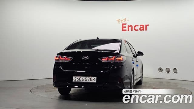 Hyundai Sonata New Rise Hybrid 3