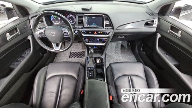 Hyundai Sonata New Rise Hybrid 4