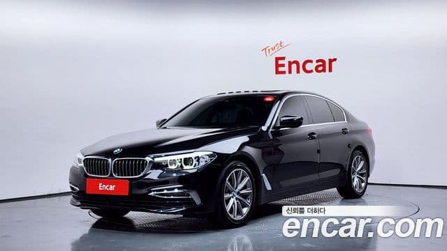BMW 5 Series (G30)