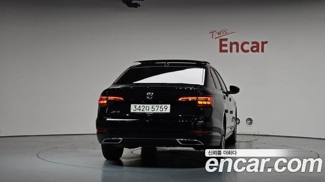 Volkswagen Jetta 7th Gen 3