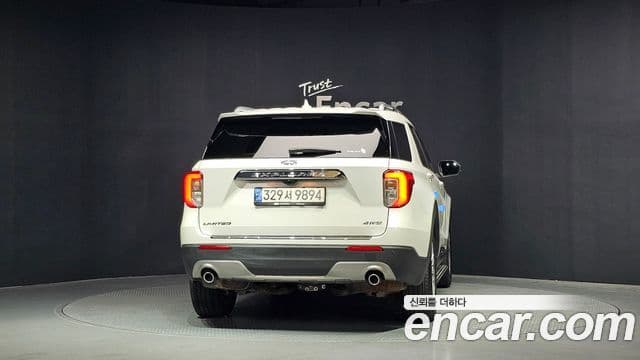Ford Explorer 6th Gen 4
