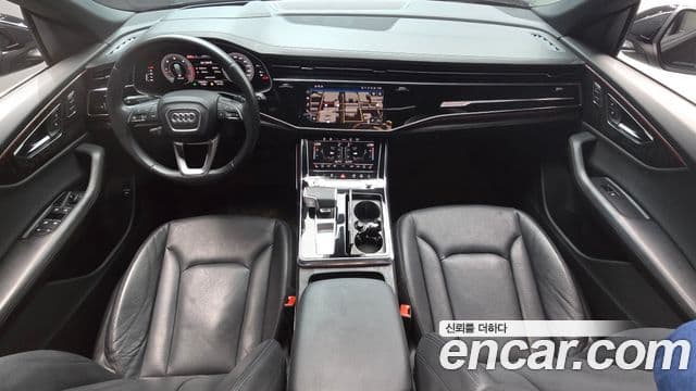 Audi Q8 (4M) 4