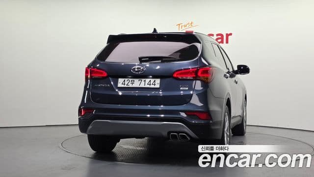 Hyundai Santa Fe The Prime 3