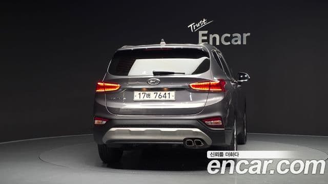Hyundai Santa Fe TM 3