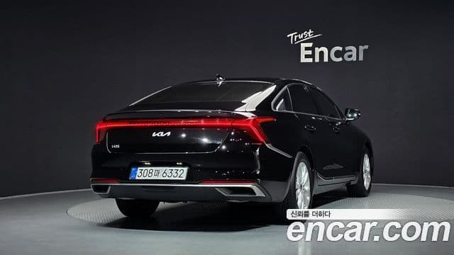 Kia K8 4