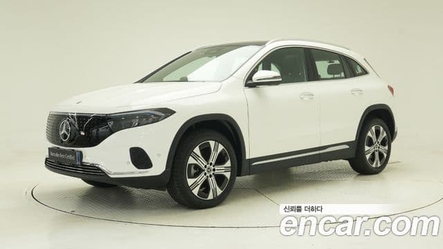 Mercedes-Benz EQA H243