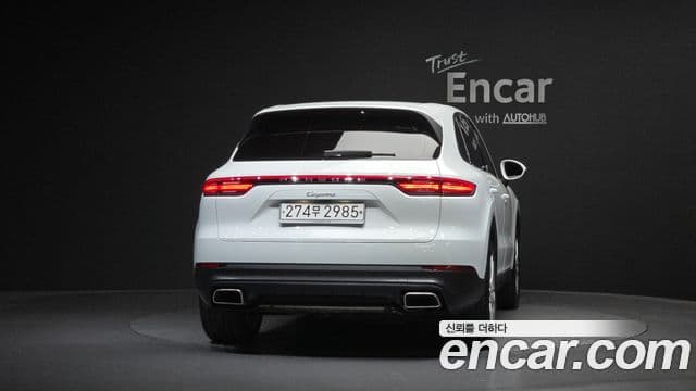 Porsche Cayenne (PO536) 4