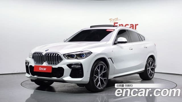 BMW X6 (G06)