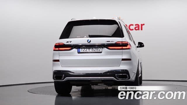 BMW X7 (G07) 3