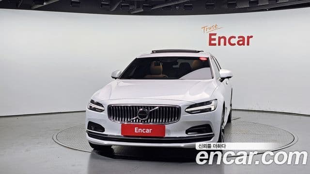 Volvo S90 3
