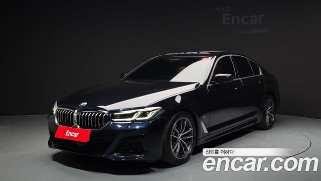 BMW 5 Series (G30) 1
