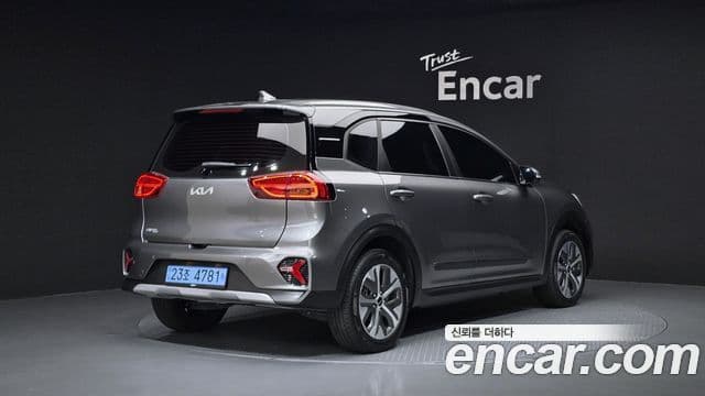 Kia Niro Plus 2