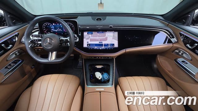 Mercedes-Benz E-Class W214 4