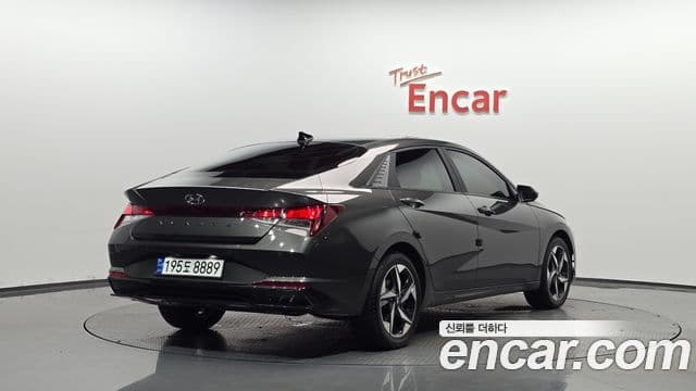 Hyundai Avante Hybrid (CN7) 2