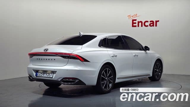 Hyundai The New Grandeur IG 2