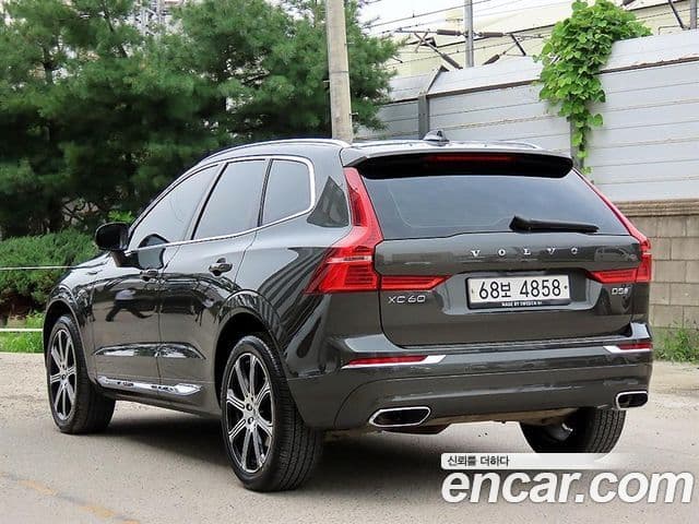 Volvo XC60 2nd Gen 2