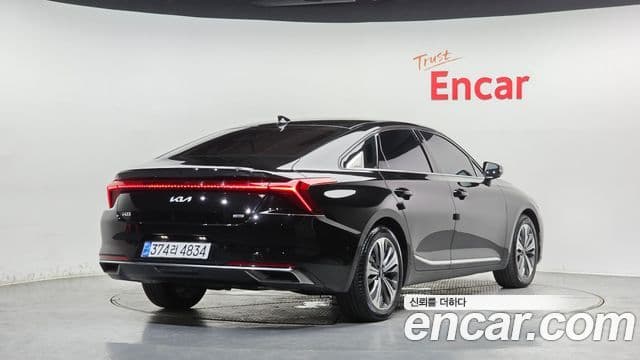 Kia K8 Hybrid 2