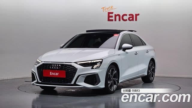Audi A3 (8Y) 1