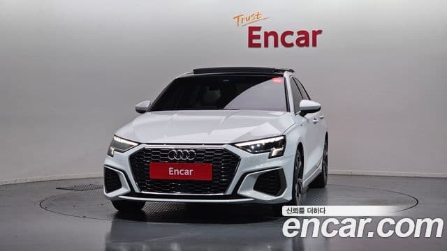 Audi A3 (8Y) 3
