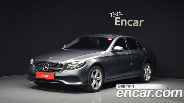 Mercedes-Benz E-Class W213 1