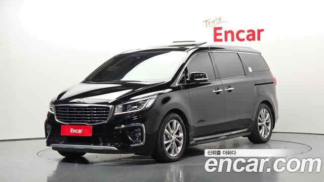Kia The New Carnival — 1