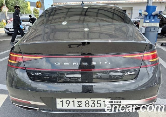 Genesis G90 (RS4) 3