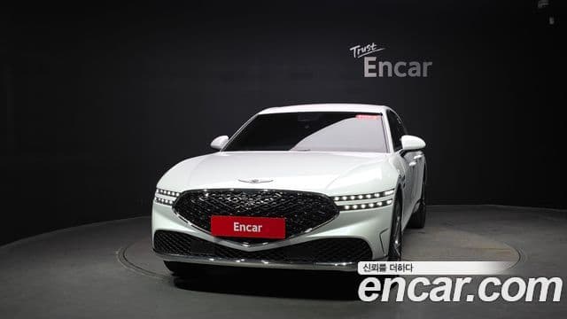 Genesis G90 (RS4) 3