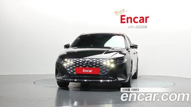 Hyundai The New Grandeur IG Hybrid 3