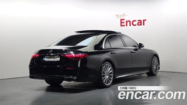 Mercedes-Benz S-Class W223 2