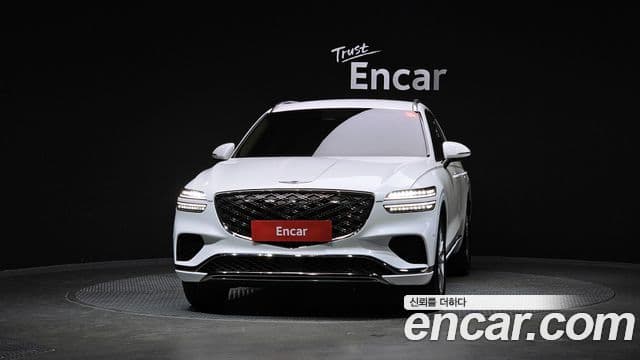 Genesis GV70 3