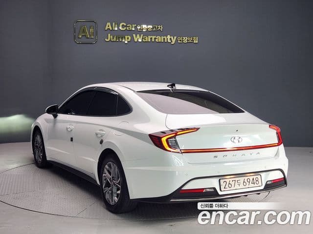 Hyundai Sonata (DN8) 2