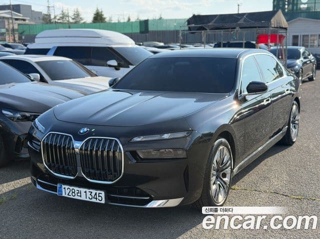 BMW 7 Series (G70)