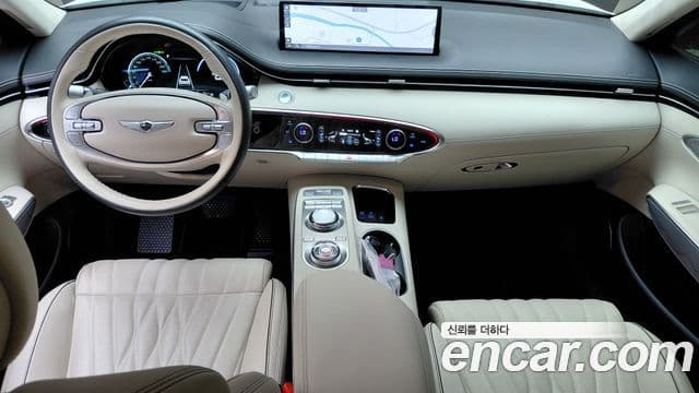 Genesis GV70 4