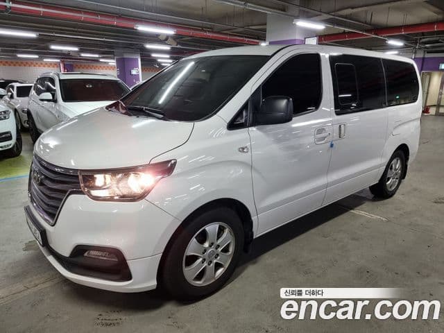 Hyundai The New Grand Starex — 1