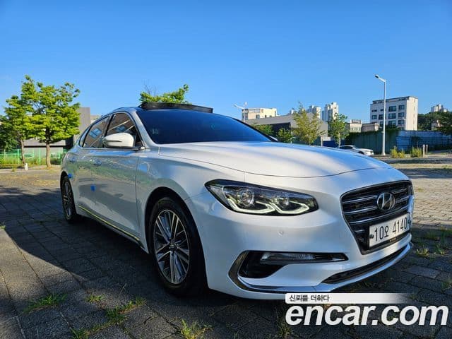 Hyundai Grandeur IG 2