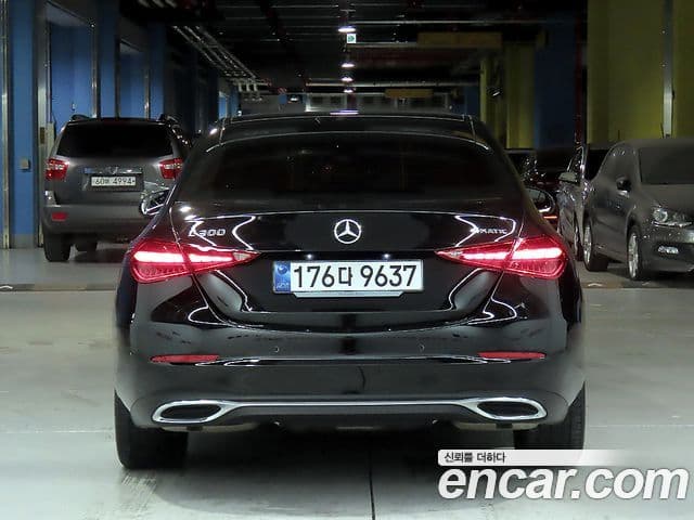 Mercedes-Benz C-Class W206 3