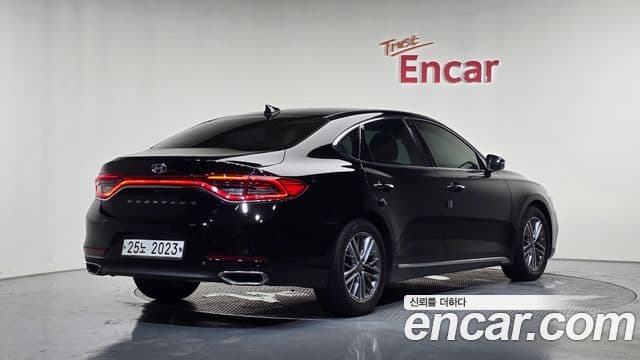 Hyundai Grandeur IG 2