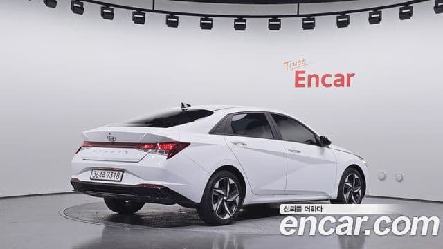 Hyundai Avante Hybrid (CN7) 2