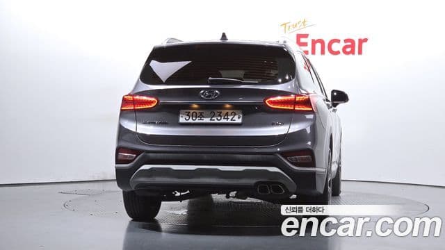 Hyundai Santa Fe TM 4
