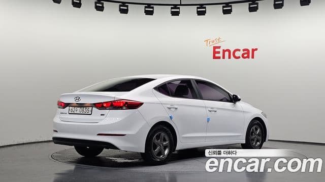 Hyundai Avante AD 2