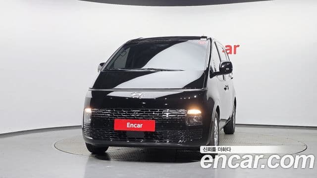 Hyundai Staria 3