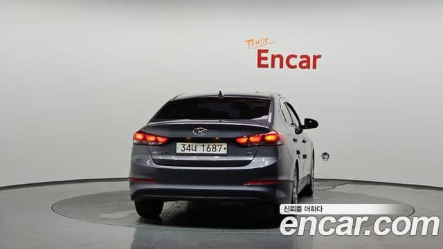 Hyundai Avante AD 4