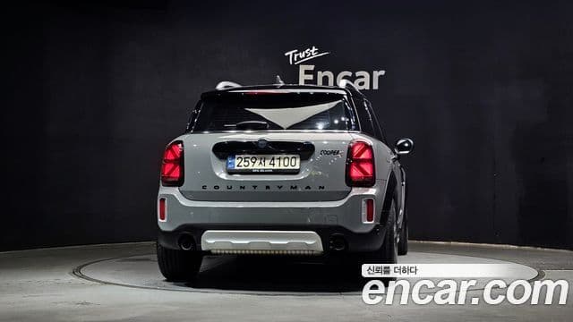 MINI Cooper S Countryman 4