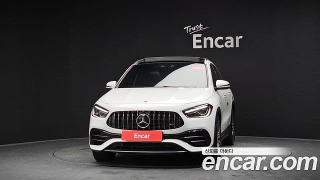 Mercedes-Benz GLA-Class H247 3