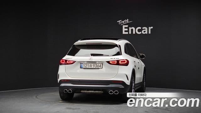 Mercedes-Benz GLA-Class H247 4