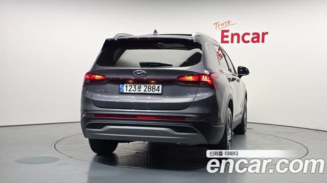 Hyundai The New Santa Fe 3