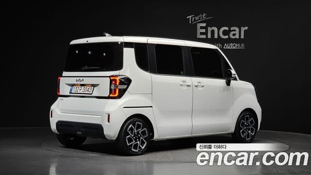 Kia The New Kia Ray 2